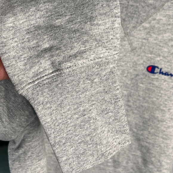 Champion crew neck sweater power blend left ches Oxford gray size small - Picture 4 of 6